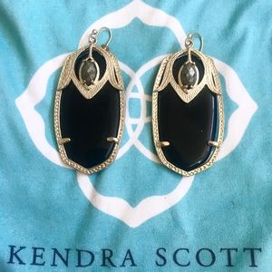 Kendra Scott Jewelry - RARE Kendra Scott Darby Statement Earring Black Kendra Scott Jewelry - RARE Kendra Scott Darby Statement Earring Black